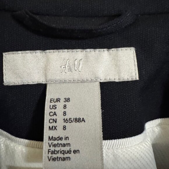 H&M Single-Breasted Fitted Notched Lapel White Lining Navy Blazer Sz 8 - Picture 4 of 6